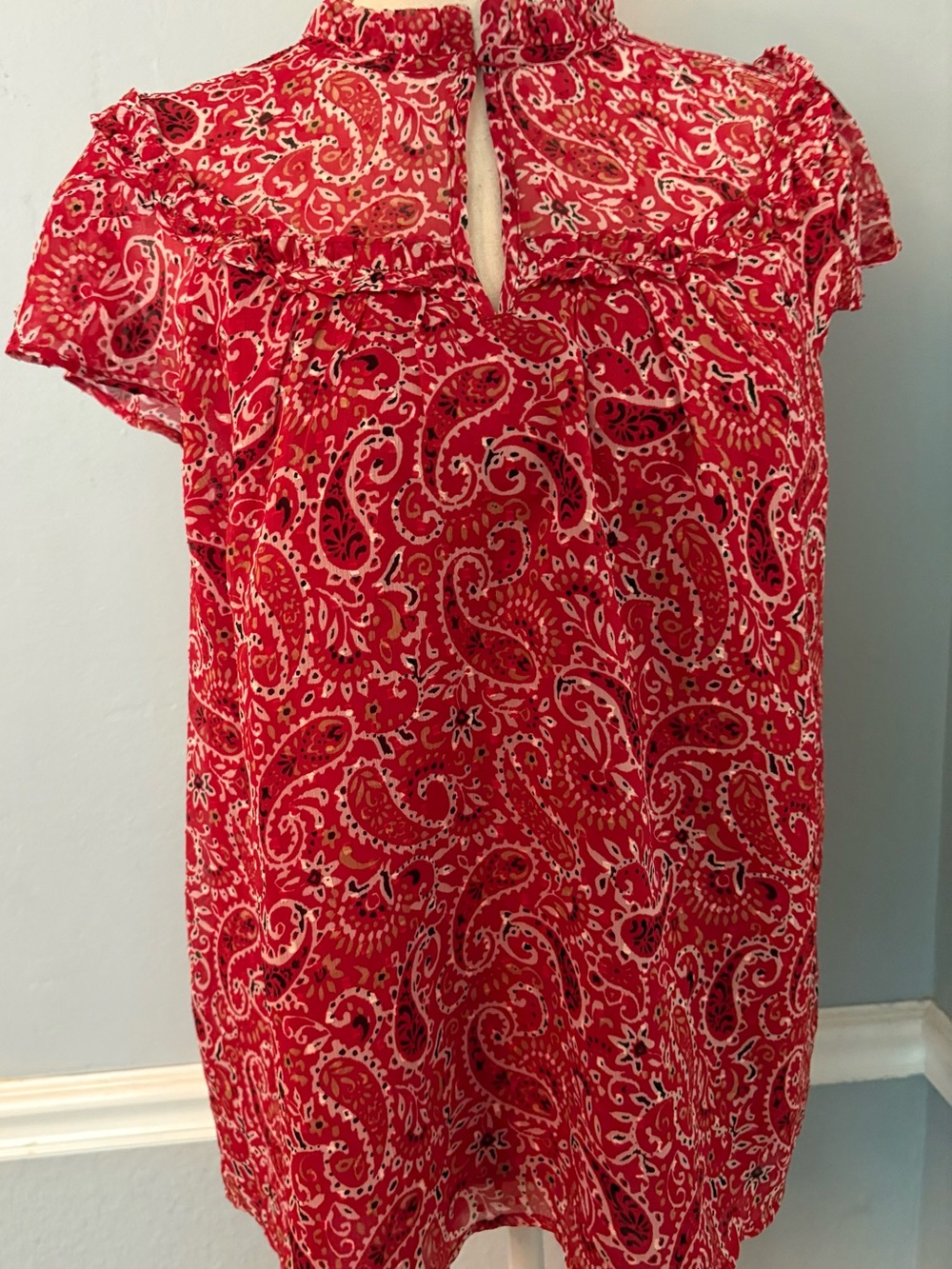 LOFT Red Paisley Short Sleeve Blouse